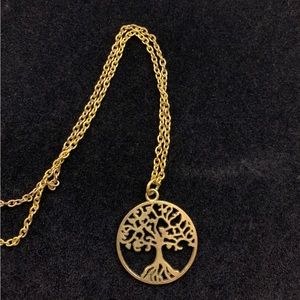 GoldTone tree of life necklace. 20” chain with 2” extension. PreLoved.